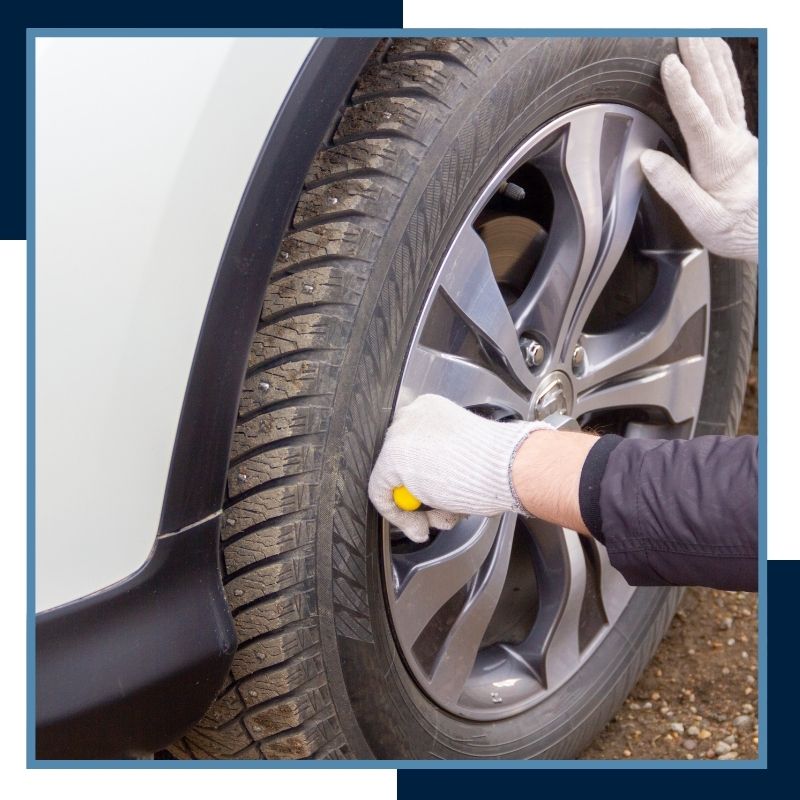 changing tire